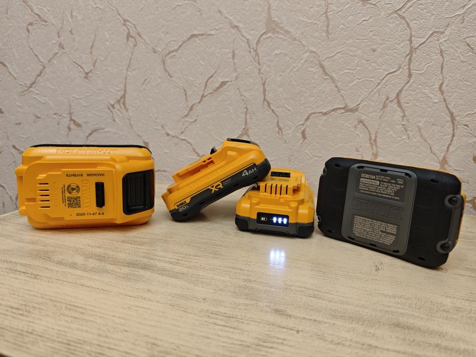 Зарядное устройство, аккумулятор Dewalt (DCB115-107-112-1106-1104-118)