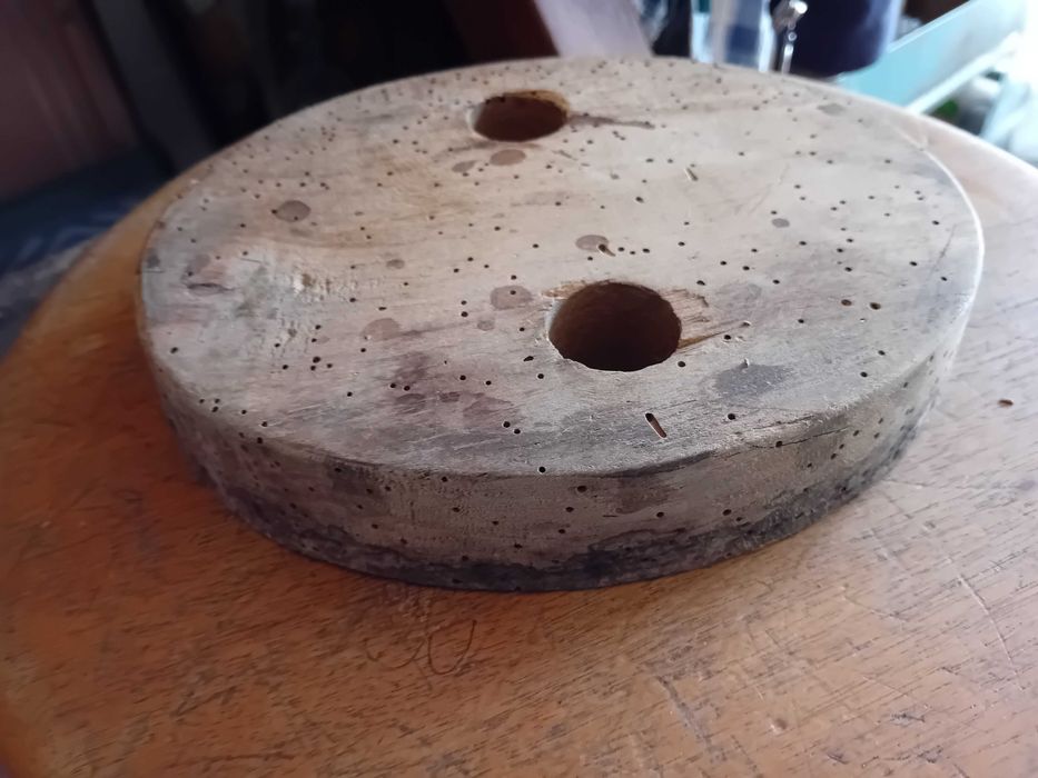 Formas / moldes de chapeus antigos em madeira