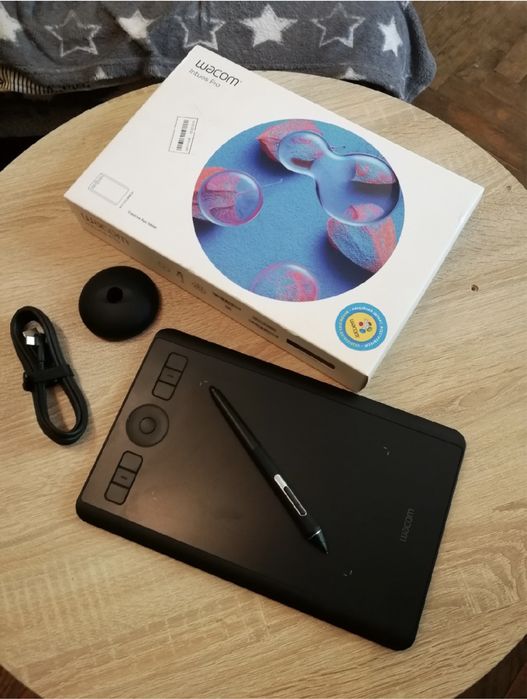 Графічний планшет Wacom Intuos Pro