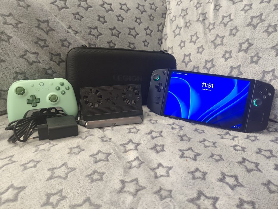 Lenovo Legion Go Ryzen Z1 Extreme / 16GB / 512GB + Dock + Pad GRATIS