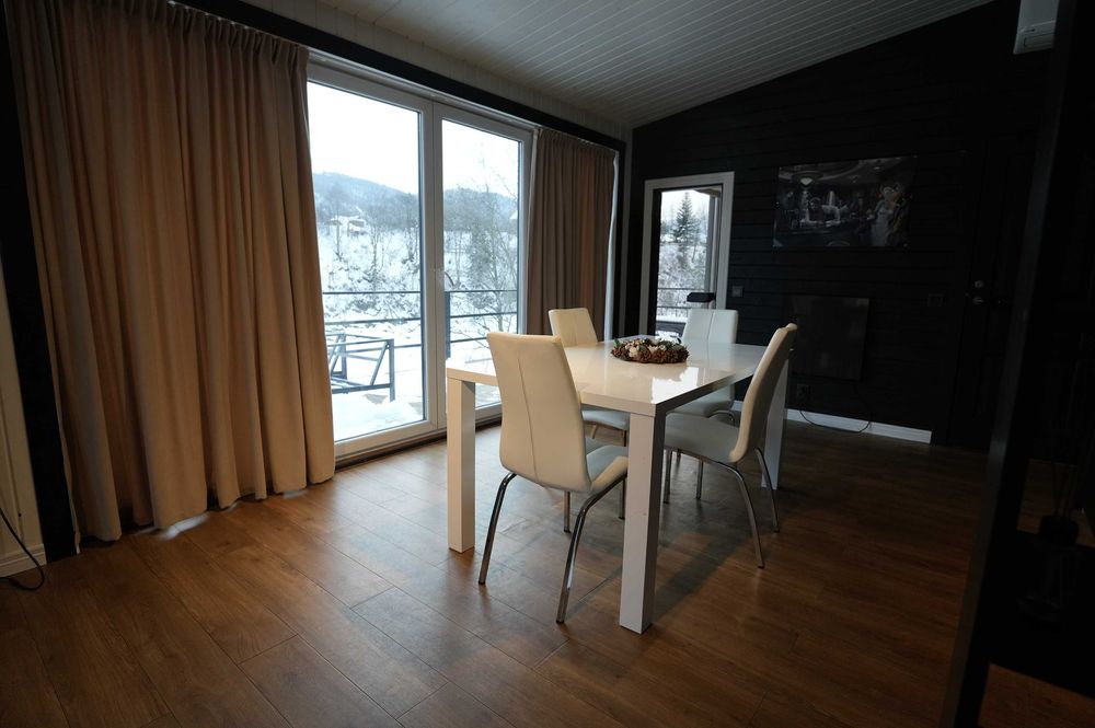 Котеджі з Чанами в Яремче