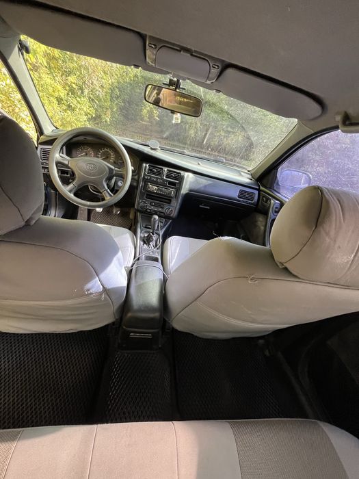 Toyota Carina E 2.0