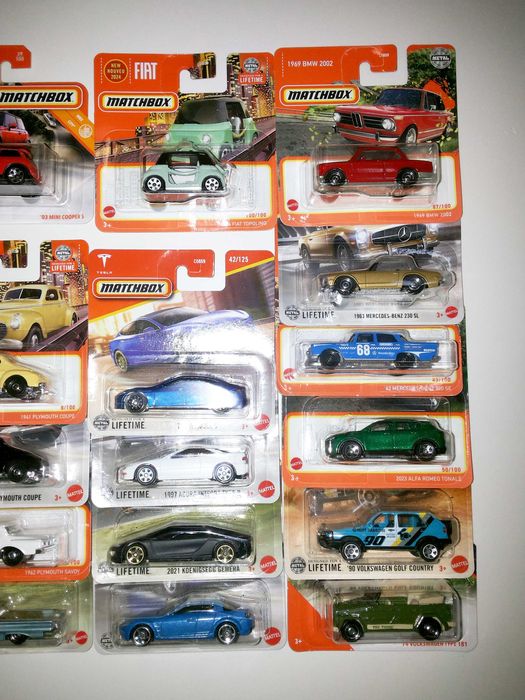 Hot Wheels Matchbox Carros Miniaturas de Coleção Escala 1/64