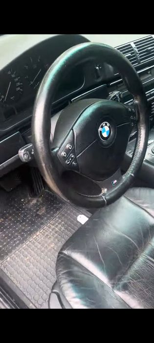 BMW 530d (E39) | Pack M Interior | Jantes 18" Style 128 | Selo Antigo