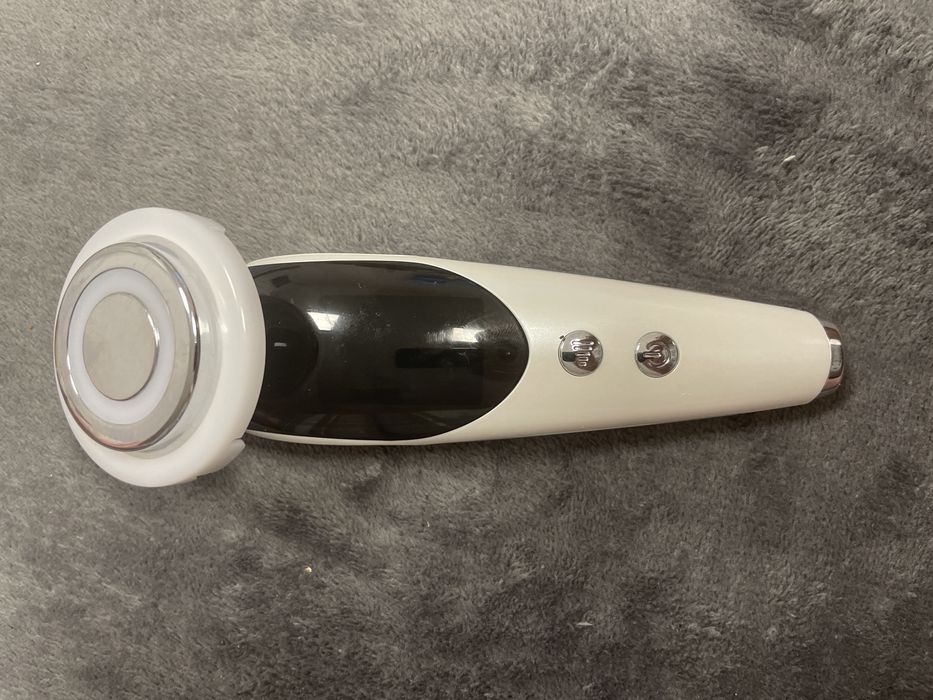 Urządzenie do mezoterapii beziglowej z masażerem ems 7 trybów pracy