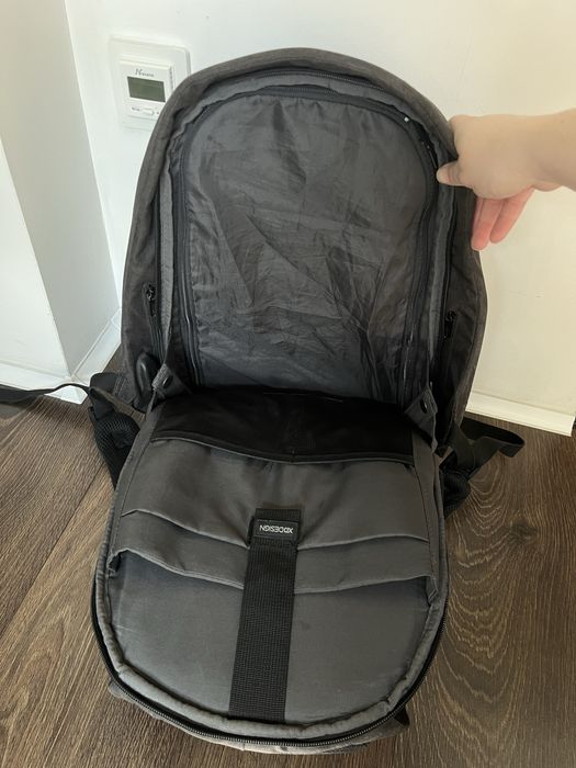 Рюкзак-антизлодій Bobby Hero Regular Оригінал  чорний