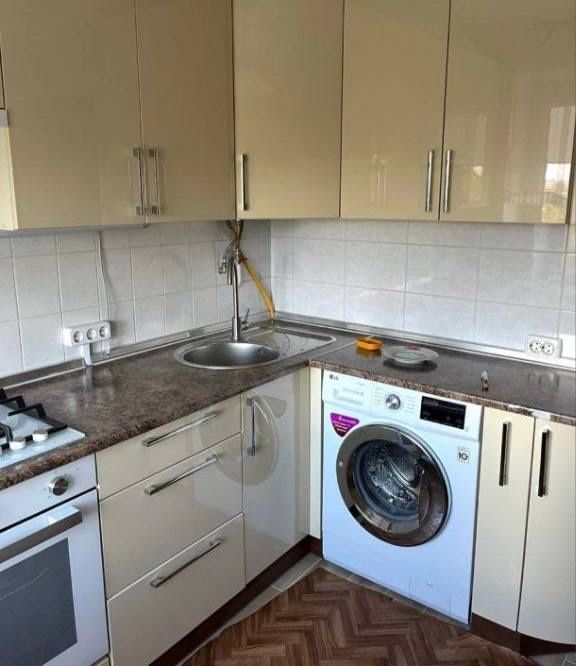 Однокімнатна квартира центр біля міськоі лікарні