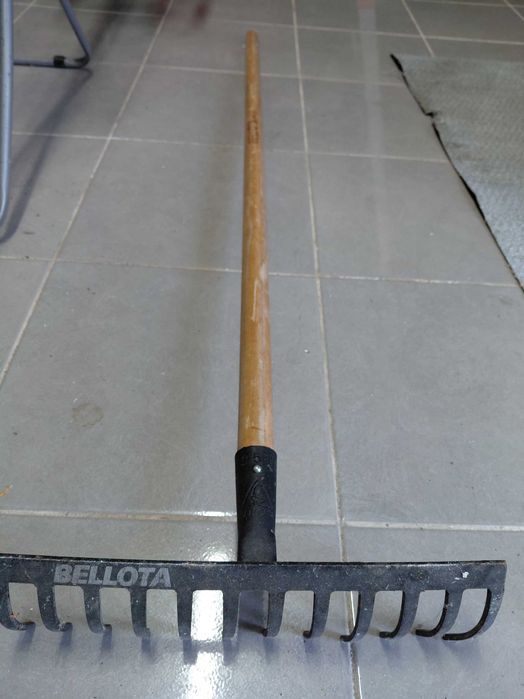 Ancinho Belota cabo comprido