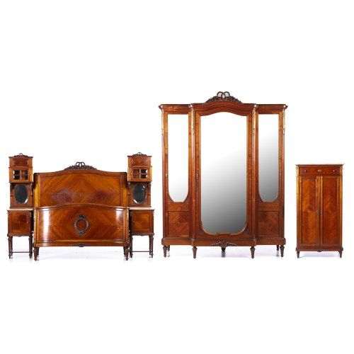 Mobília de quarto estilo Luís XV