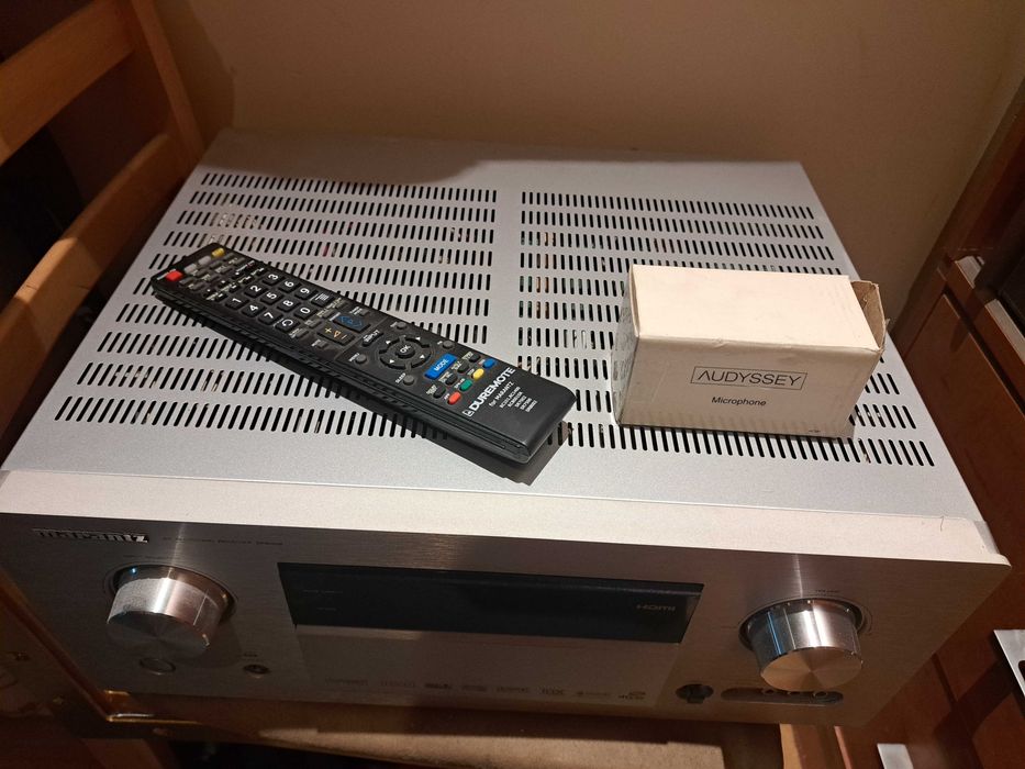 Amplituner kina domowego Marantz SR 8002