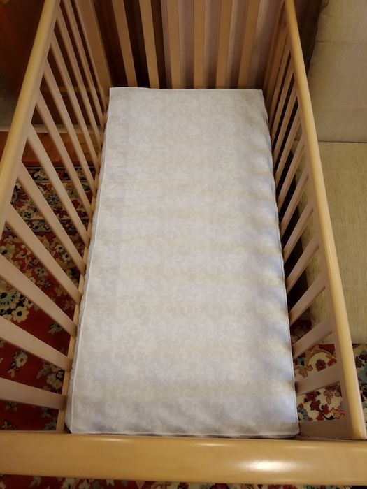 Детская кроватка "Соня" торговой марки Veres.