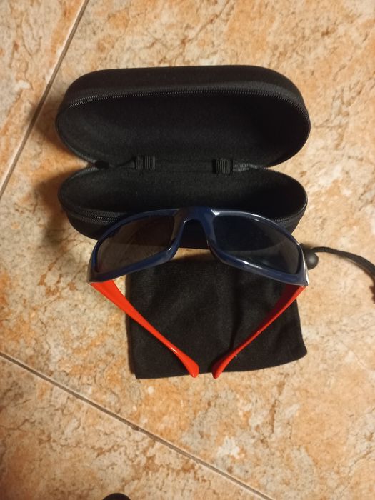 Óculos de sol de criança deeply