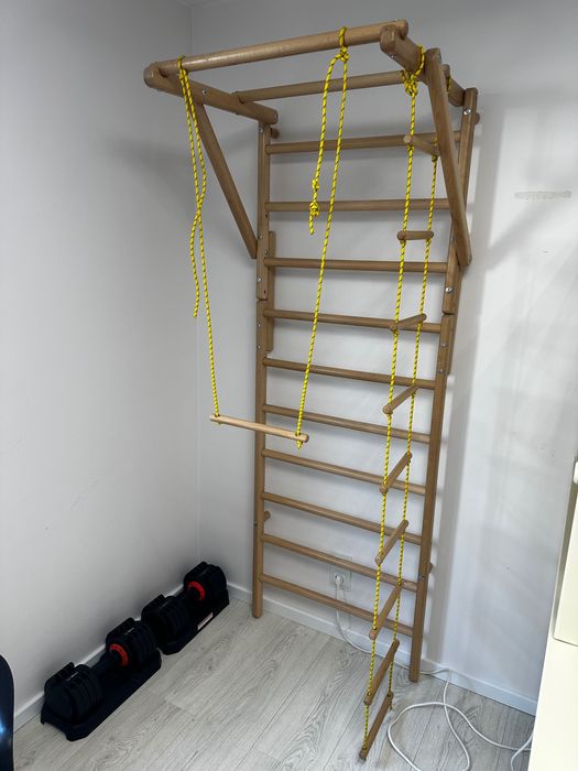drewniana ścianka dla dzieci Drabinka jak nowa
