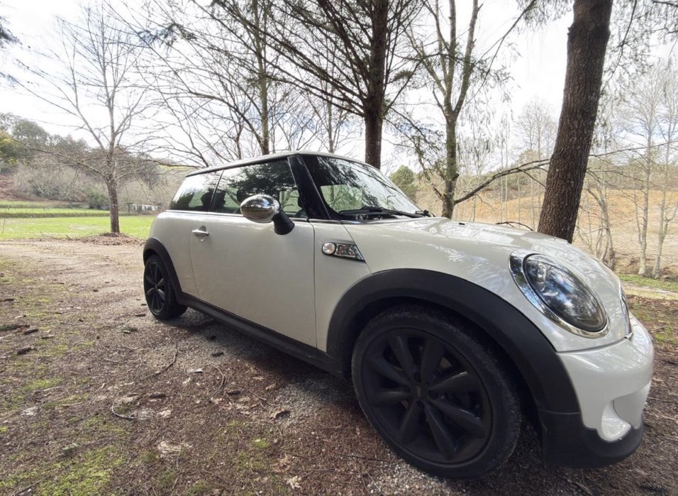 Mini cooper s 2011.
