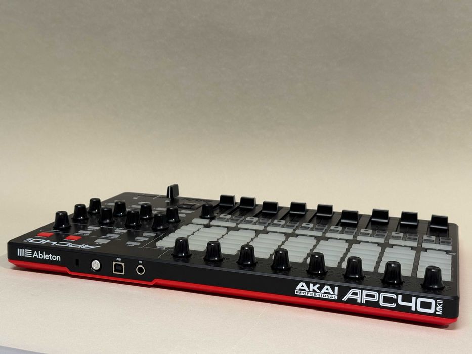 Akai APC40 MKII - kontroler MIDI dedykowany do Ableton Live
