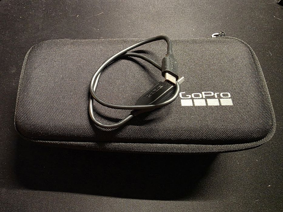 GoPro HERO13 Black - câmara e bateria novas