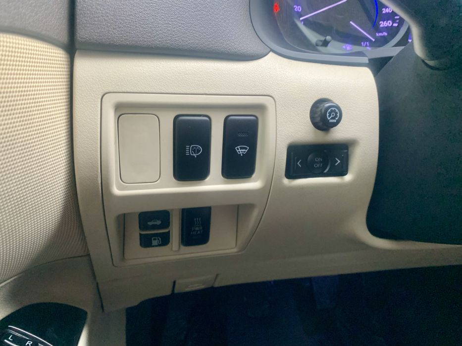 Lexus IS 220d 2011р.