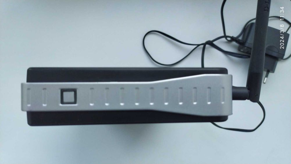 Мережевий Роутер D-Link на 4 порти Model: DIR-400