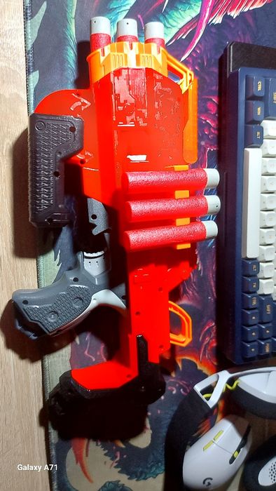 Пістолет nerf mega