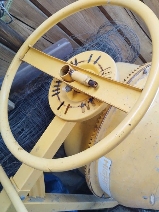 REZERWACJA Betoniarka HIGHER PROFESSIONAL 125L / 230V 500W sprawna