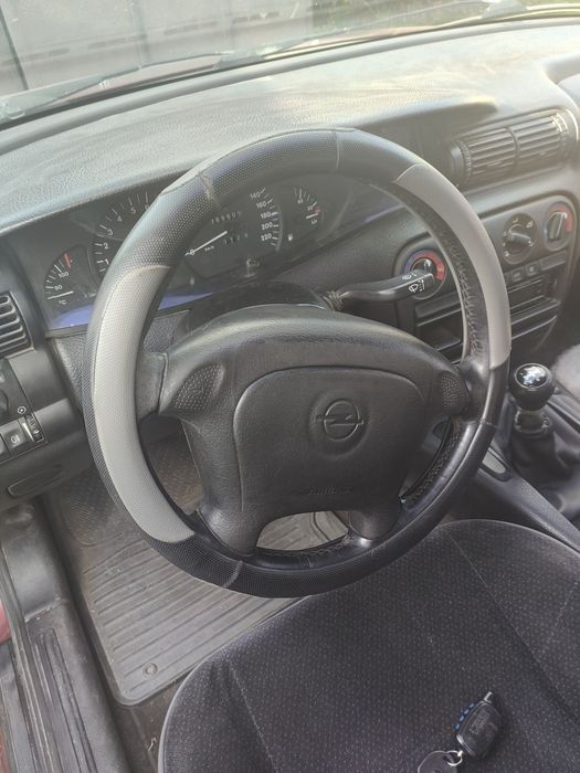 OPEL  omega  B 2.0 16 V