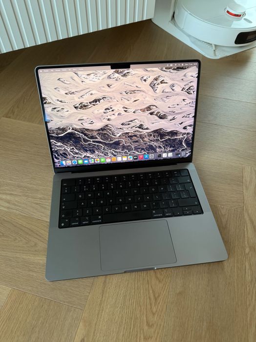 MacBook Pro 14” 16/1000 GB M1 Pro SPACE GRAY w bardzo dobrym stanie!