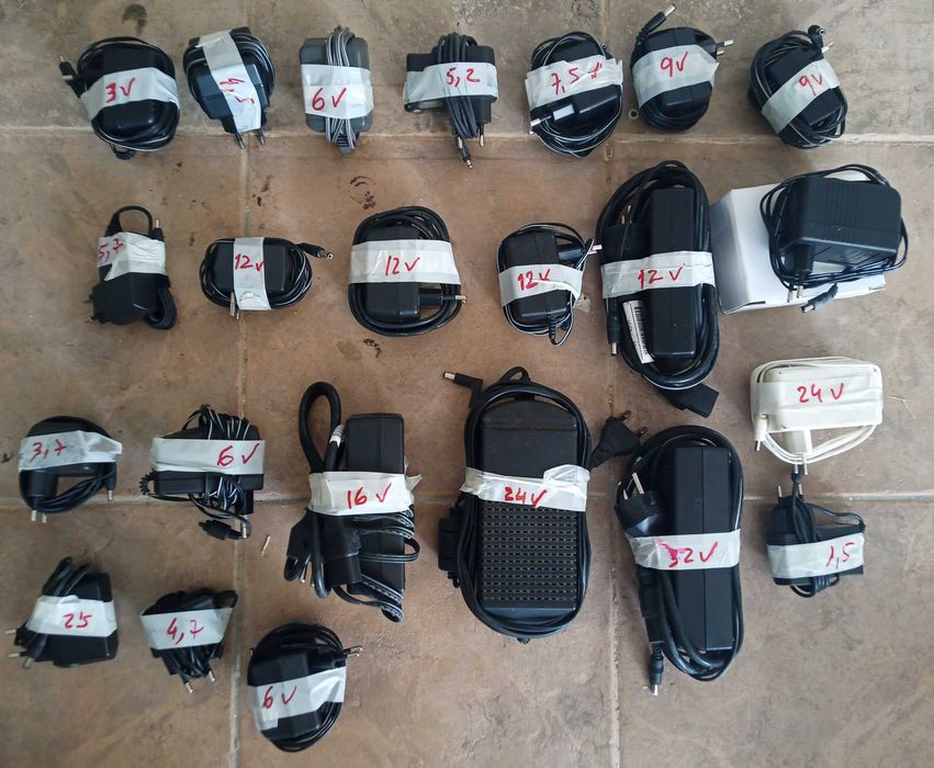 Fontes PC, cabos, ventoinhas, transformadores