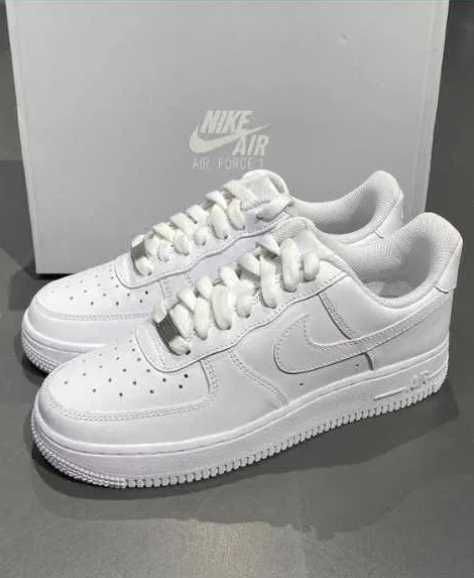 Nike_ Air Force 1 Low '07 białe R.44