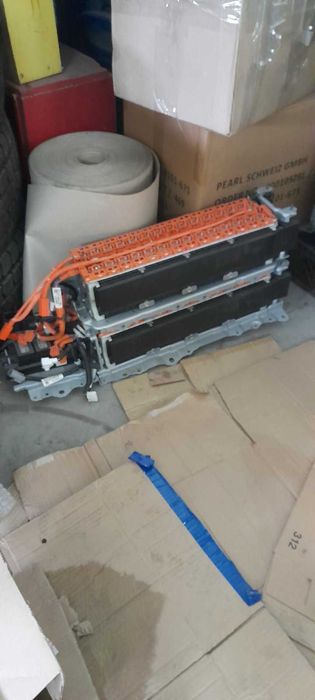 Батарея Пріус Плюс  Prius +