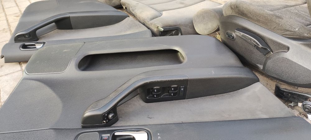 Komplet Foteli bez Grzania Zamszowe z Boczkami Audi A3 8L Lift Sedan