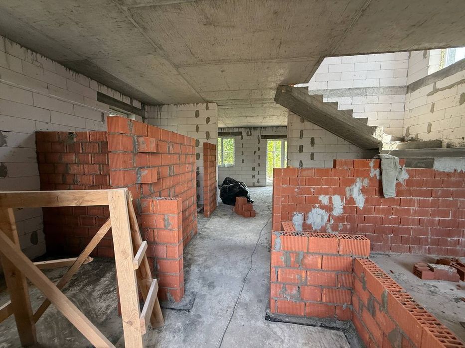 Будинок 124 м² з Газом та центральними комунікаціями | Буча | Сертефікат - ТАК, Автонавіс, Автоматичні ворота