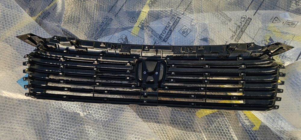 Atrapa grill Honda HRV H-RV III przednia