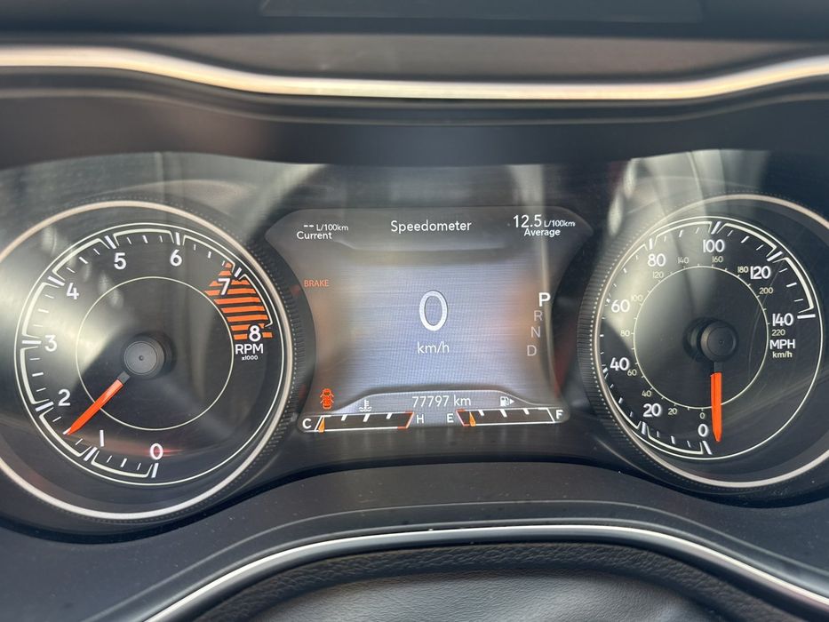 Продам Jeep Cherokee 3.2 бензин 2018р.