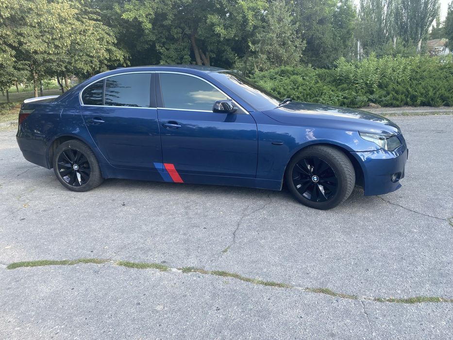 Продам Bmw 523i e60