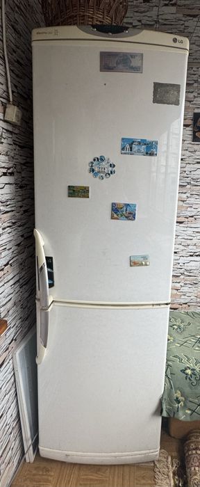 Холодильник LG б/у