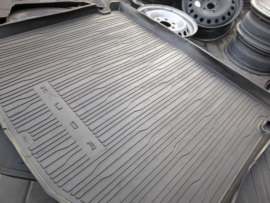 Коврик в багажник килимок FORD Kuga куга ОРИГІНАЛ