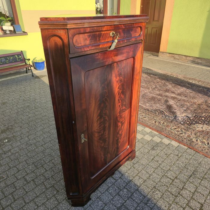 Kątnik Simmler Ludwik Filip w mahoniu z szfuladą