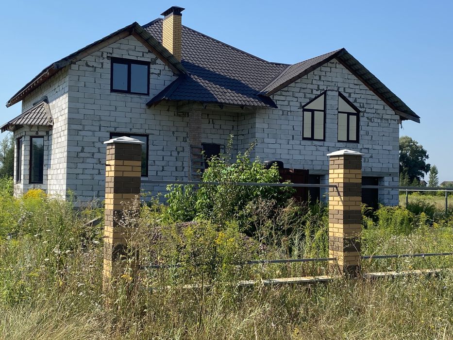 Дом Рожни Бровары р-н р. Десна