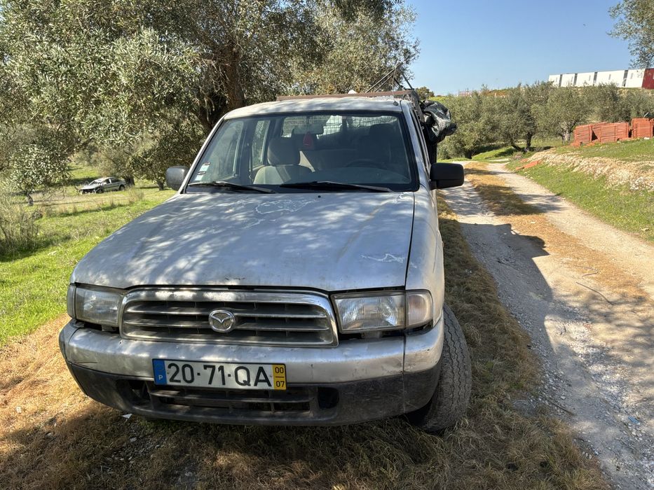 Mazda 4x4 .B 2500