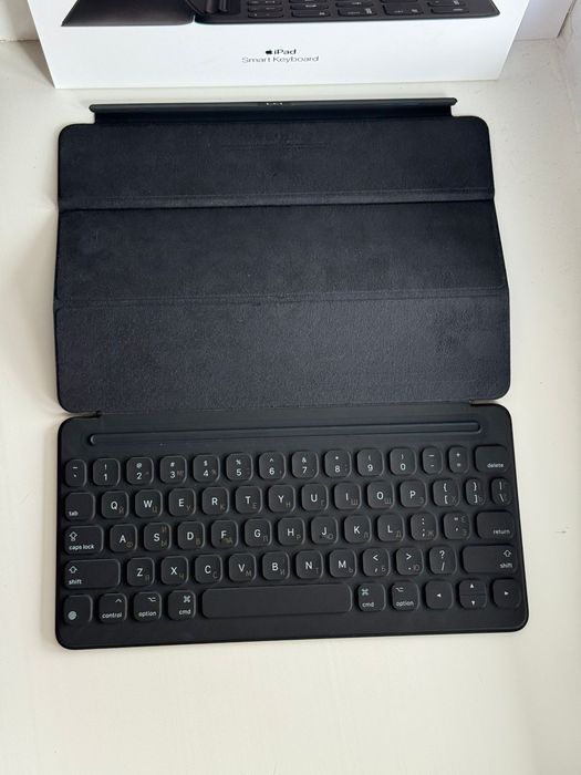 Apple Smart Keyboard клавиатура чехол (модель MX3L2LL/A)