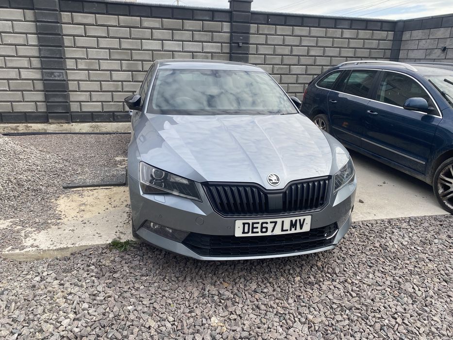 Капот Skoda Superb 3 Шкода Суперб 3