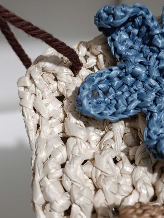 Mała torebka dziewczęca z motywami boho