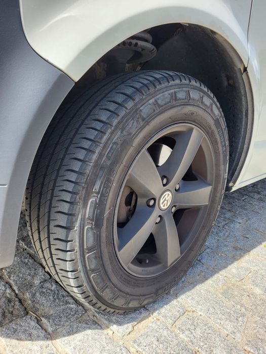 VW Transporter 2.5Tdi c/Frio foto 3