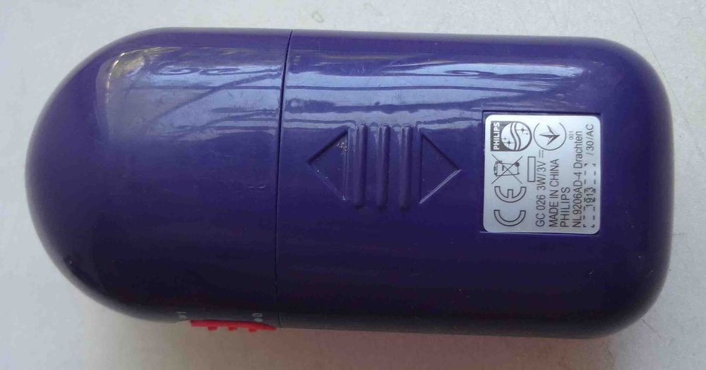 Машинка для удаления катышков Philips GC026