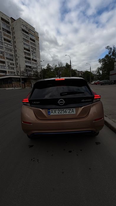 Nissan Leaf 2021 62 KW SV