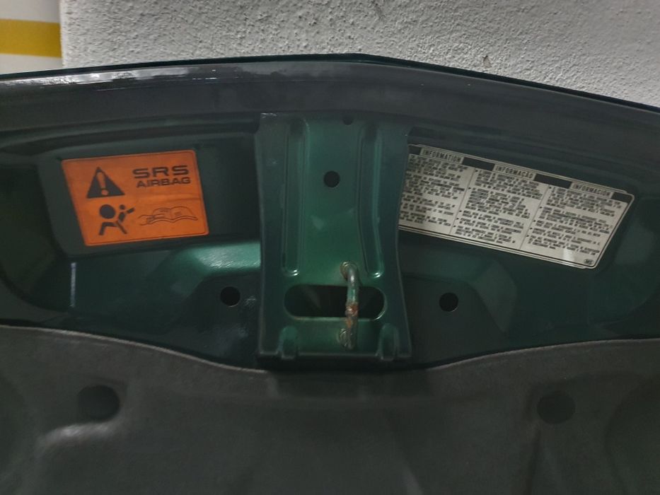 Capó / guarda lamas original  Honda Jazz