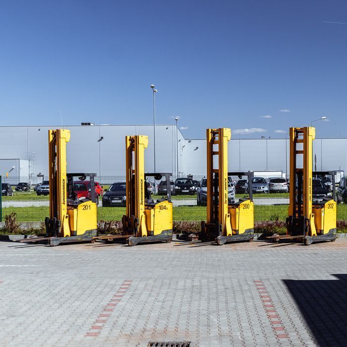 Wózek wysokiego składowania Jungheinrich ETV 325 elektryczny