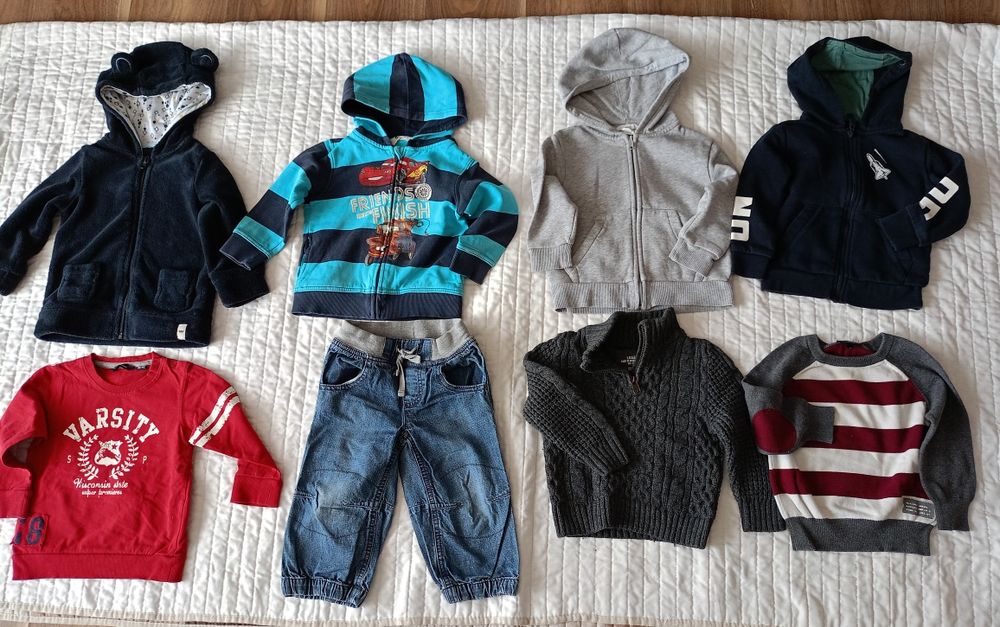 Ubranka w rozmiarze 86-92/98cm