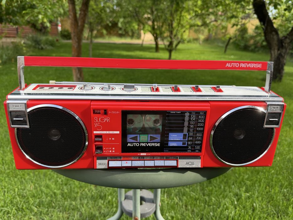 Продам магнитолу TOSHIBA RT-SF5
