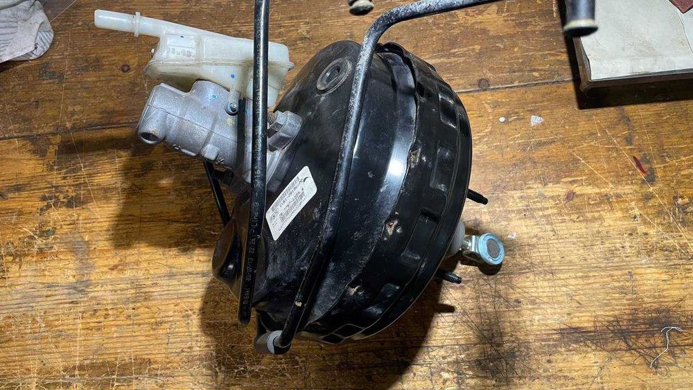 Вакуумний підсилювач ford escape mk2 2013-2016 /гальмівний циліндр